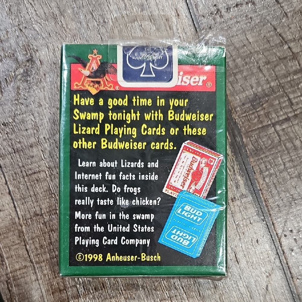 Budweiser Reptile Playing Cards - Picture 2 of 3